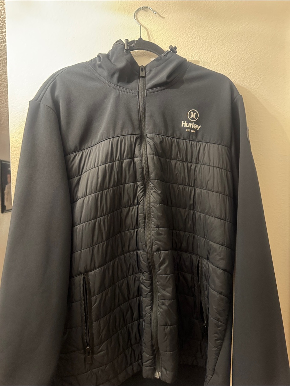 Hurley Black Quilted Hybrid Performance Jacket with Hood